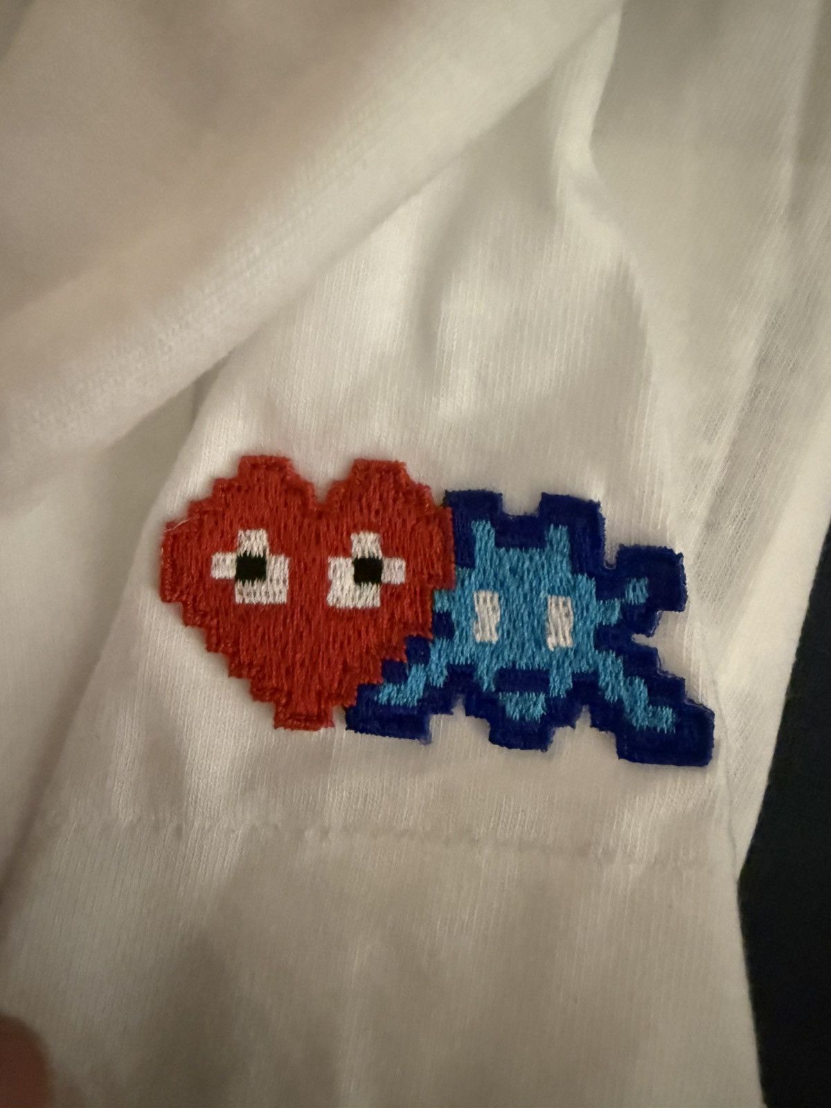 Comme des Garcons PLAY CDG X Invader collab Size US S / EU 44-46 / 1 - 6 Thumbnail