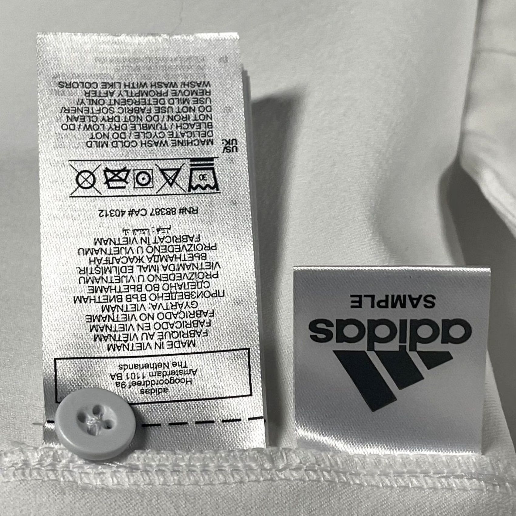 Adidas Adidas Jersey Shirt Mens Medium White Henley Snap Baseball Short Sleeve Jersey Sample JI8246 KPN86 Size US M / EU 48-50 / 2 - 6 Thumbnail