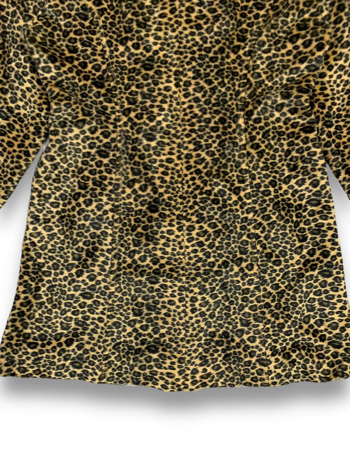 Japanese Brand Japanese Brand Leopard Pattern Faux Fur Hooded Jacket Size M / US 6-8 / IT 42-44 - 14 Thumbnail