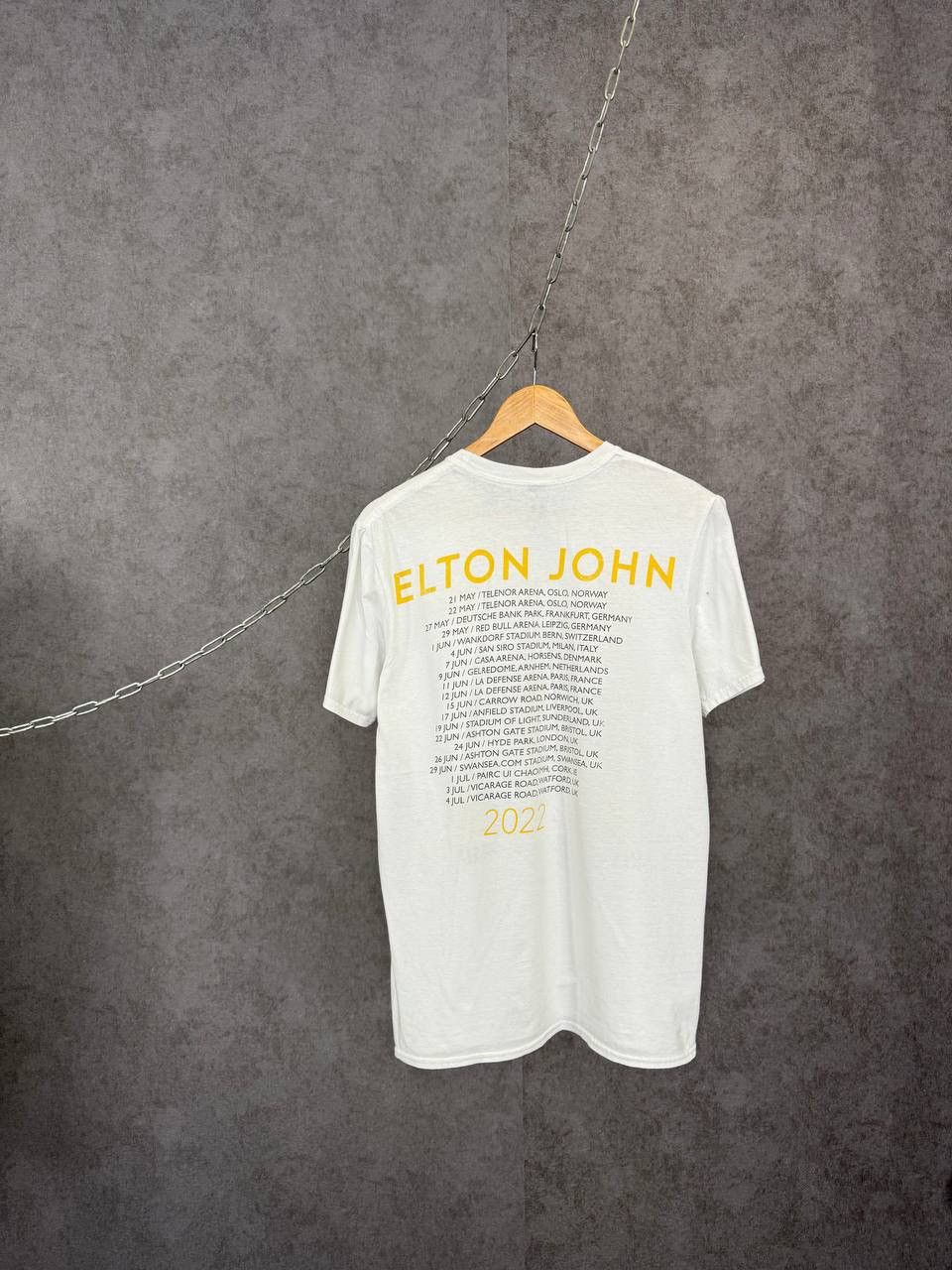 Band Tees Elton John band tour tee Size US M / EU 48-50 / 2 - 2 Thumbnail