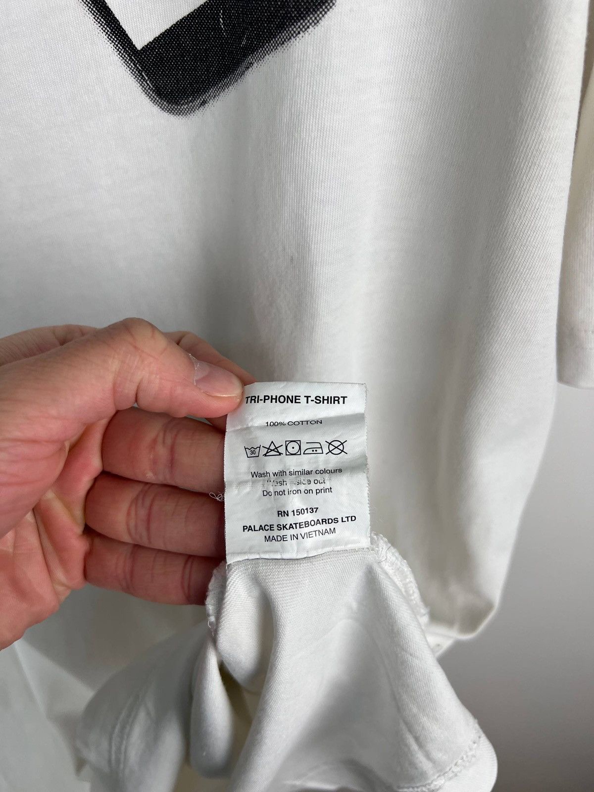 Palace Palace Skateboards Tri Phone streetwear t-shirts size XL Size US XL / EU 56 / 4 - 5 Thumbnail