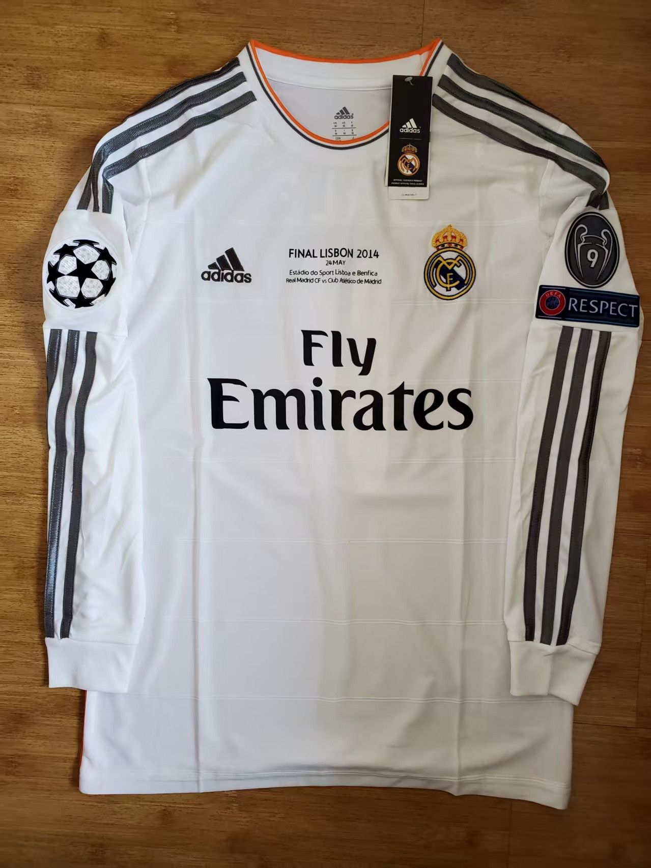 Other Real Madrid Gareth Bale Jersey 2013 2014 Size US M / EU 48-50 / 2 - 2 Thumbnail