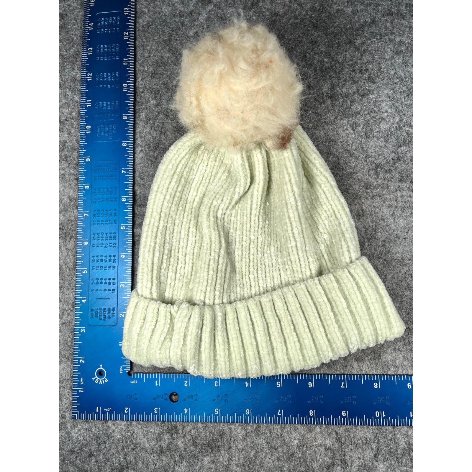 Vintage Tucker Tate Beanie Toque Women One Size Green Knit 100% Polyester Snow Ski Pom Knit Hat Womens Beanie Size ONE SIZE - 4 Thumbnail