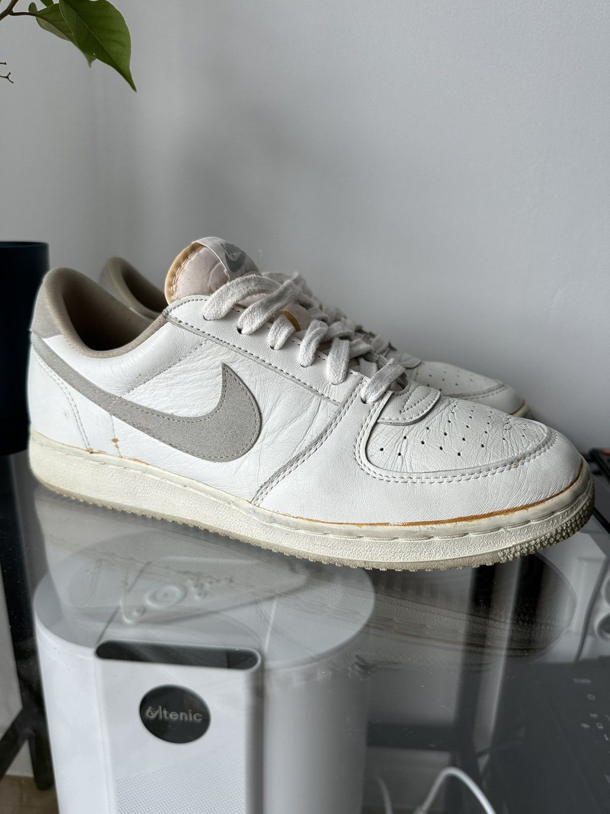 Nike 1985 RARE Nike Convention Neutral Grey leather sneakers Size US 10 / EU 43 - 5 Thumbnail