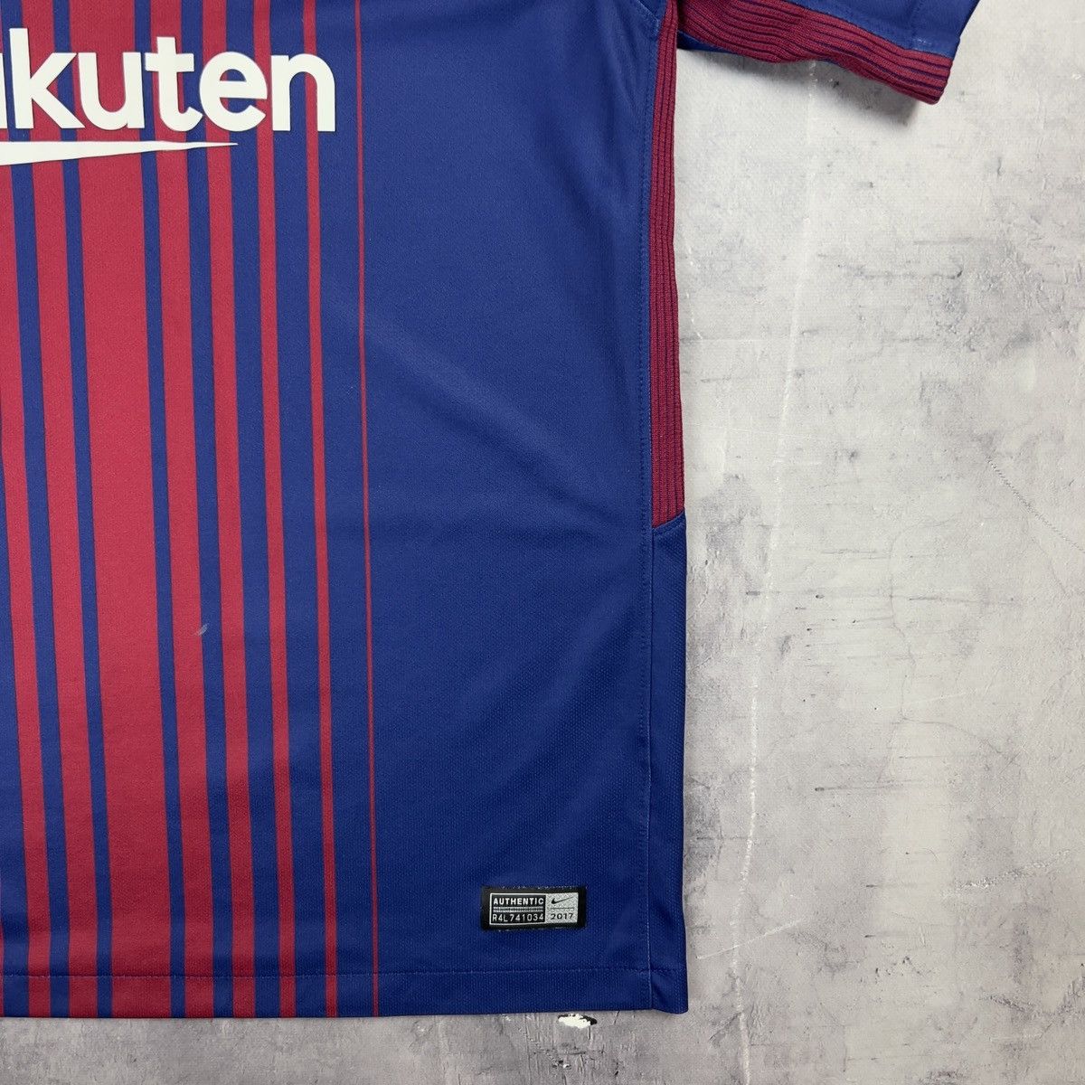 Nike Rare! F.C Barcelona Nike Soccer Jersey Away Home Shirt Size US S / EU 44-46 / 1 - 6 Thumbnail