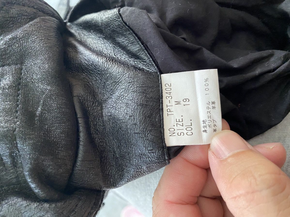 Tornado Mart 2000s Tornado Mart Bondage Textured Gas Mask Cargo Shorts Size US 31 - 23 Thumbnail