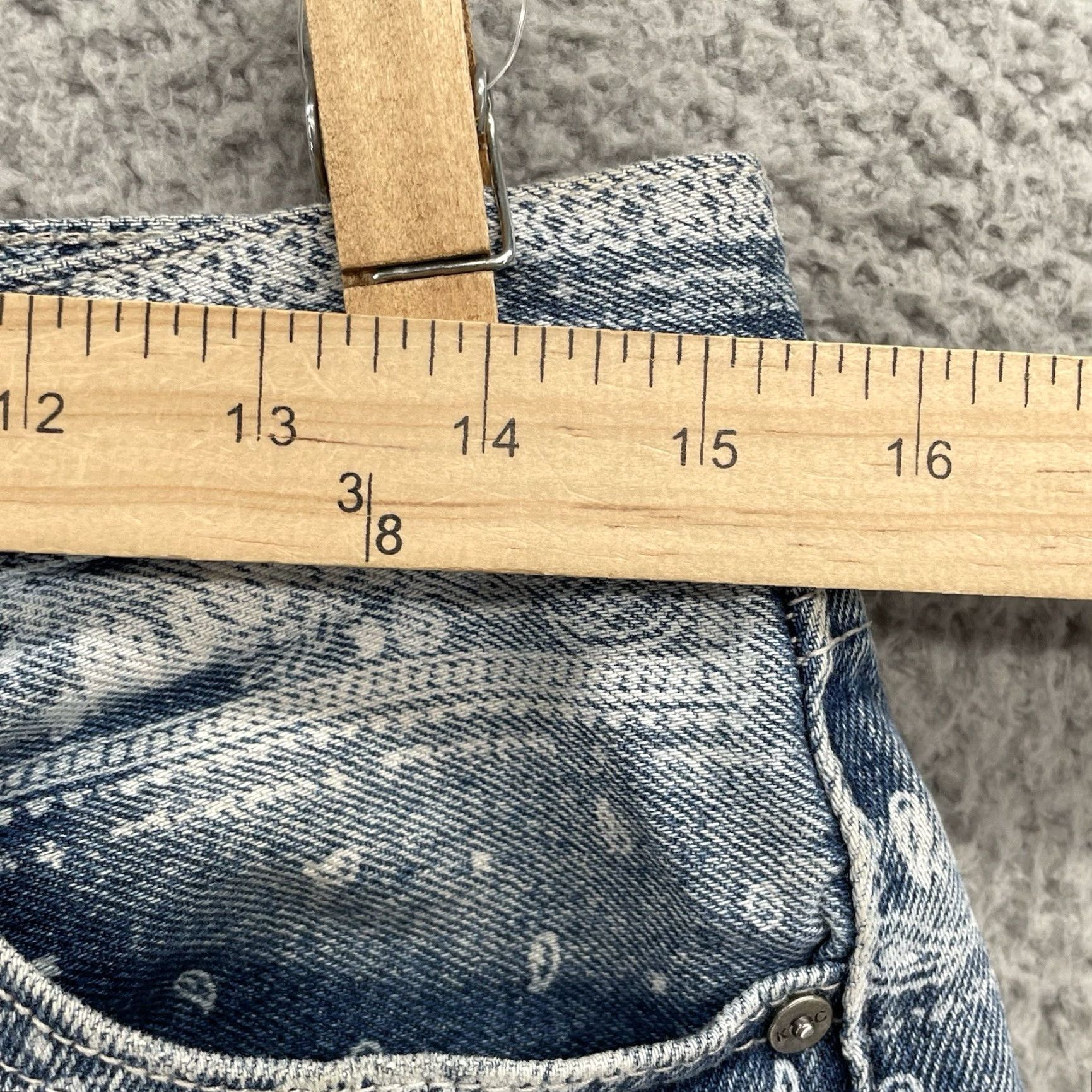 Vintage Kancan Jeans Cutoff Shorts Womens 9 Boho Denim Y2K Western Paisley Rodeo Grunge Jeans Short Shorts Size 30" / US 8 / IT 44 - 2 Thumbnail