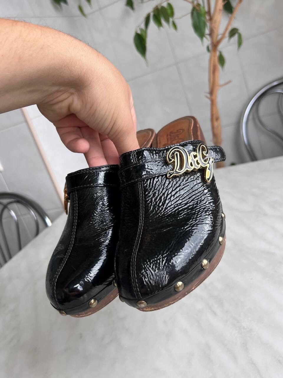 Dolce & Gabbana Dolce & Gabbana Clogs 90s/00s Vintage Sandals Woods Learher Size US 7.5 / IT 37.5 - 7 Thumbnail