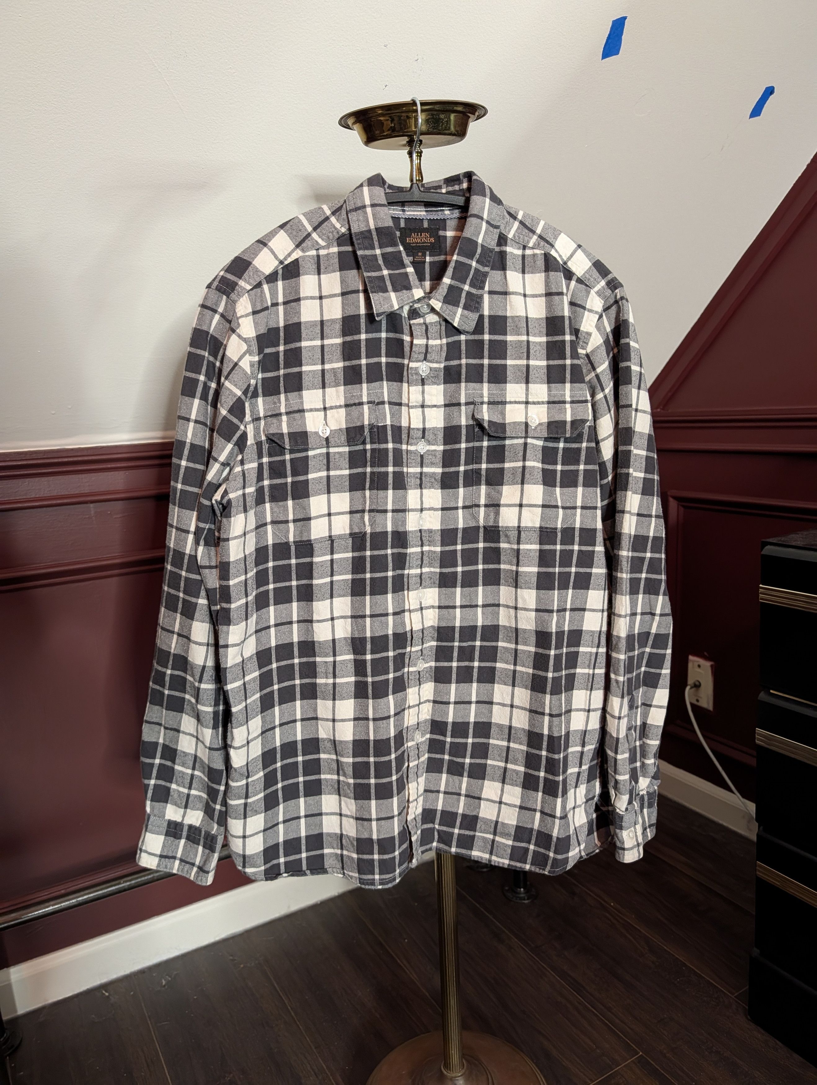 Allen Edmonds Plaid flannel dual chest pocket black/white button up shirt Size US M / EU 48-50 / 2 - 1 Thumbnail