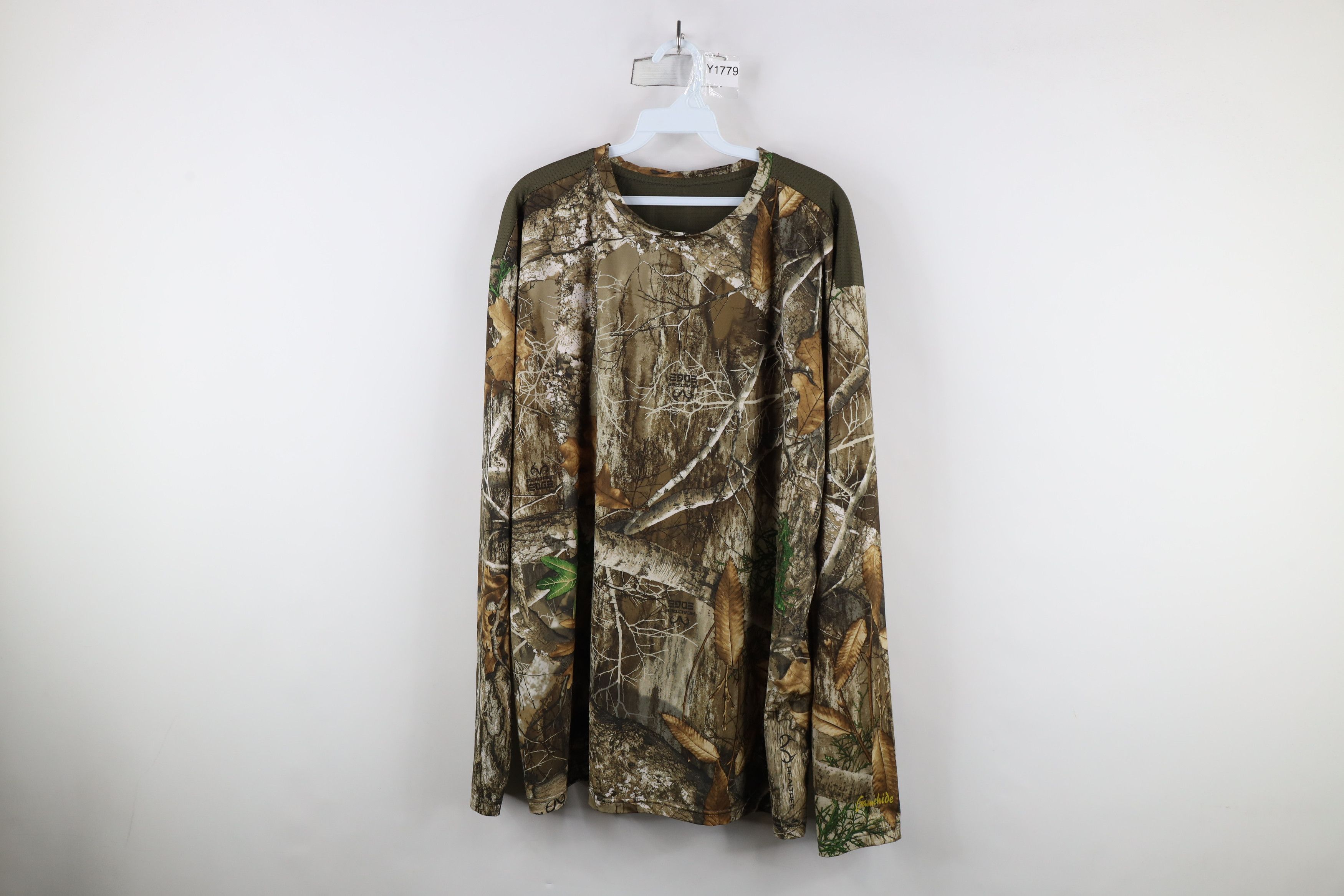 Vintage Streetwear Tech Realtree Edge Camouflage Long Sleeve T-Shirt Size US XXL / EU 58 / 5 - 1 Thumbnail