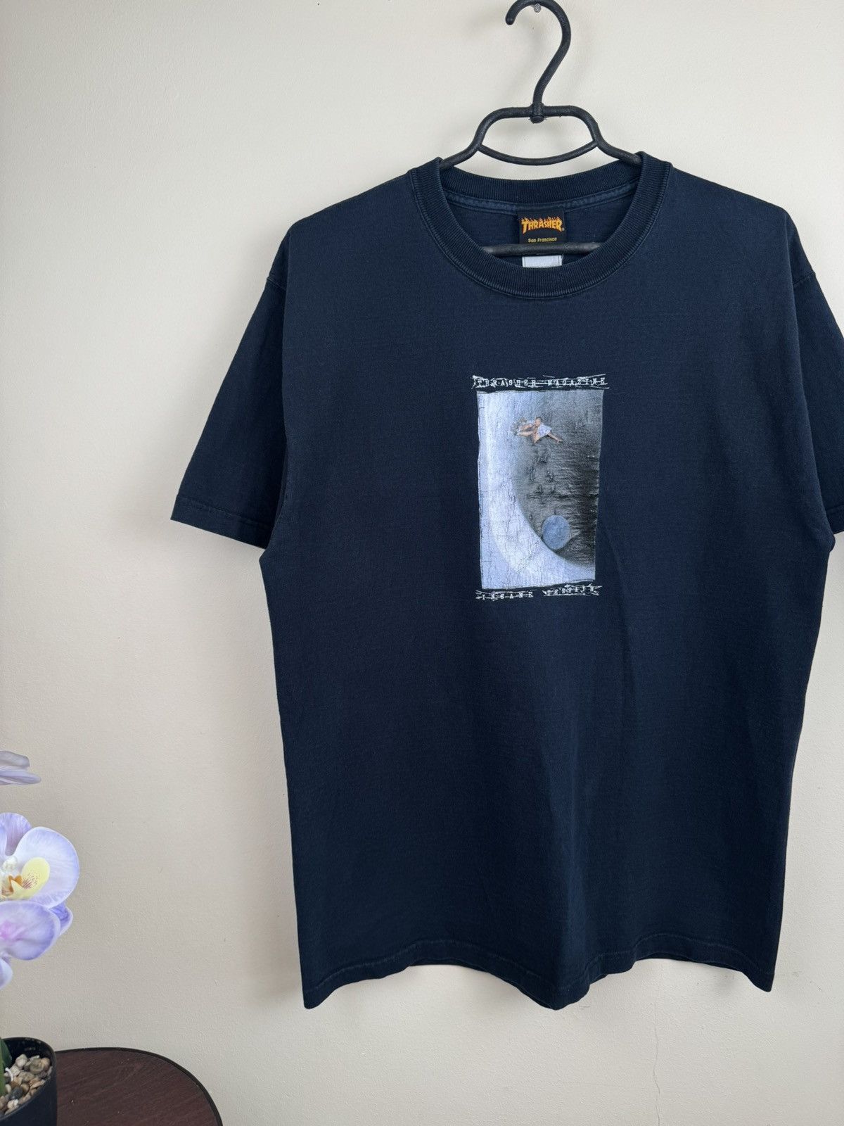 Thrasher Vintage Thrasher Magazine 90s T shirt Insane Terrain L Blue Size US L / EU 52-54 / 3 - 9 Thumbnail