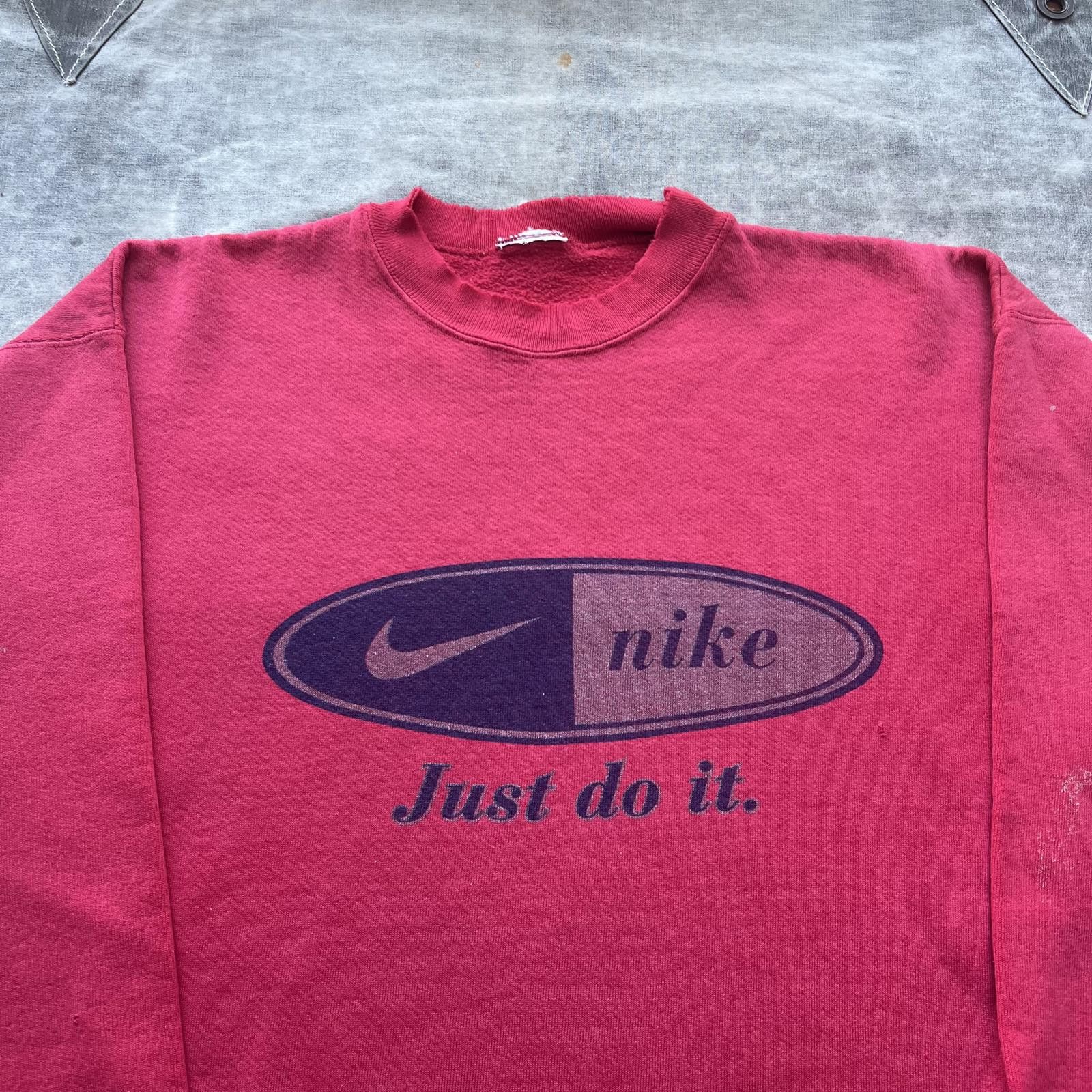 Nike × Vintage Vintage 90s Nike Distressed Faded Skater Grunge Sweatshirt Size US L / EU 52-54 / 3 - 2 Thumbnail