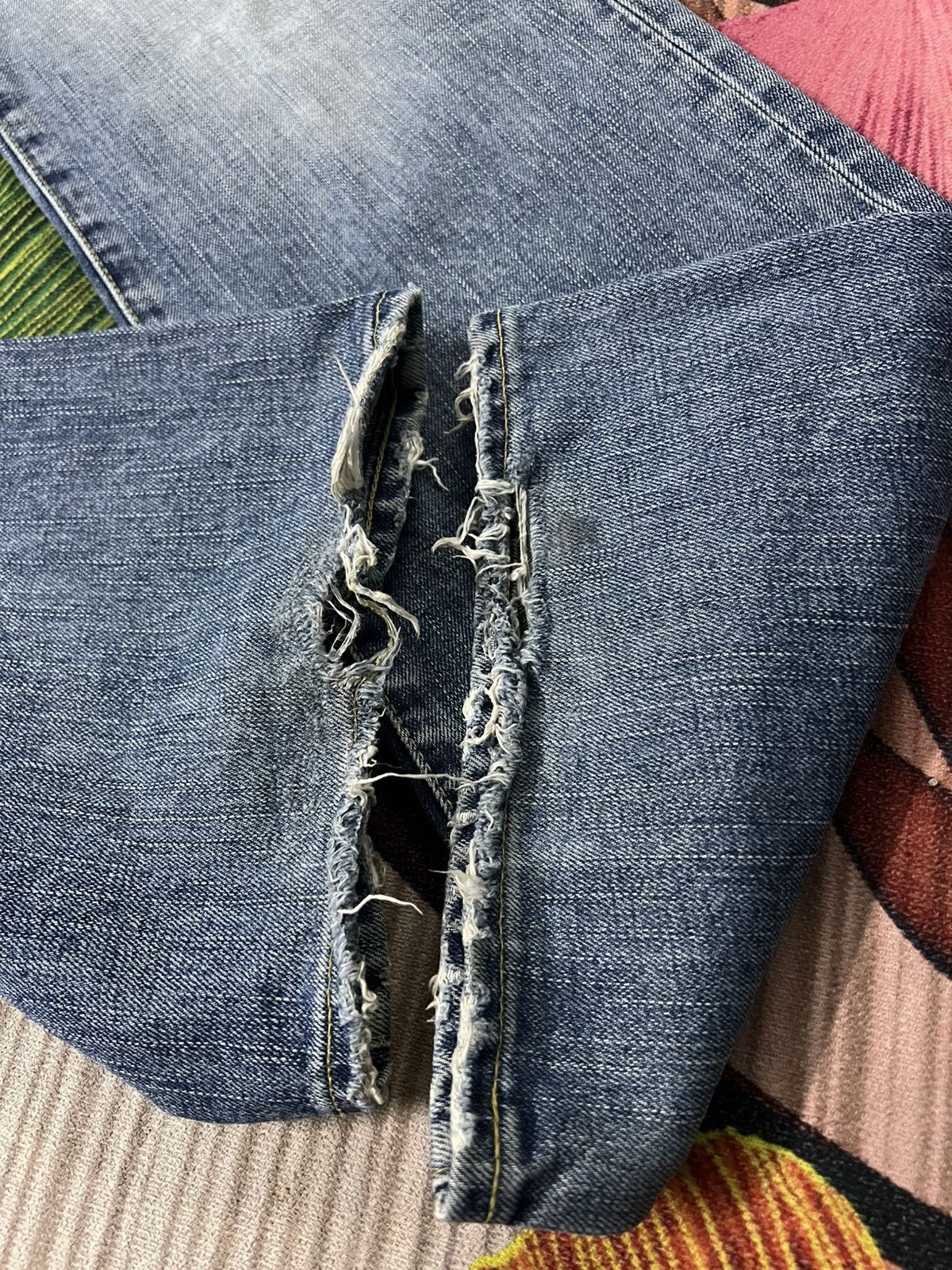 Japanese Brand 💥Flare💥Vintage Uniqlo B-002 light Wash Jean Size US 34 / EU 50 - 24 Thumbnail