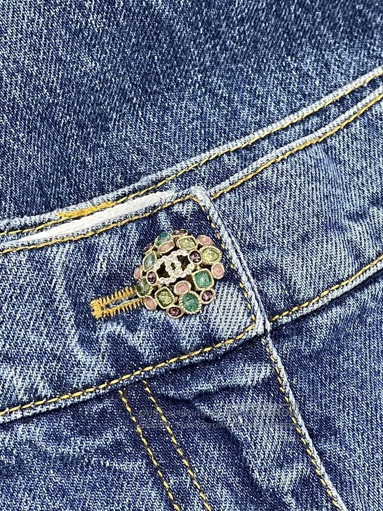 Chanel Chanel 22K blue diamond buckle jeans Size 26" / US 2 / IT 38 - 3 Thumbnail
