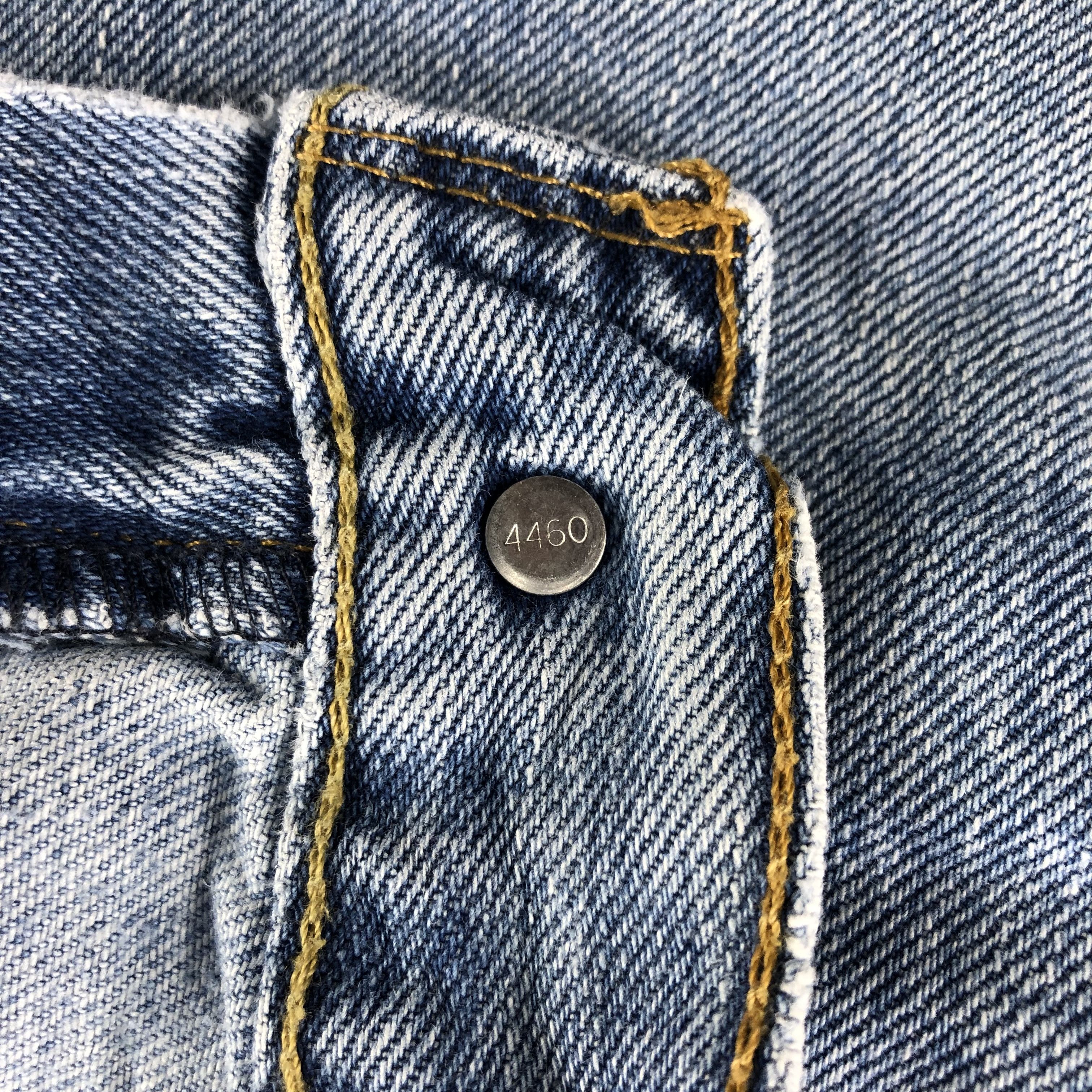 Levi's × Vintage Vintage Blue Wash Levis 550 Jeans-JM3170 Size US 35 - 13 Thumbnail