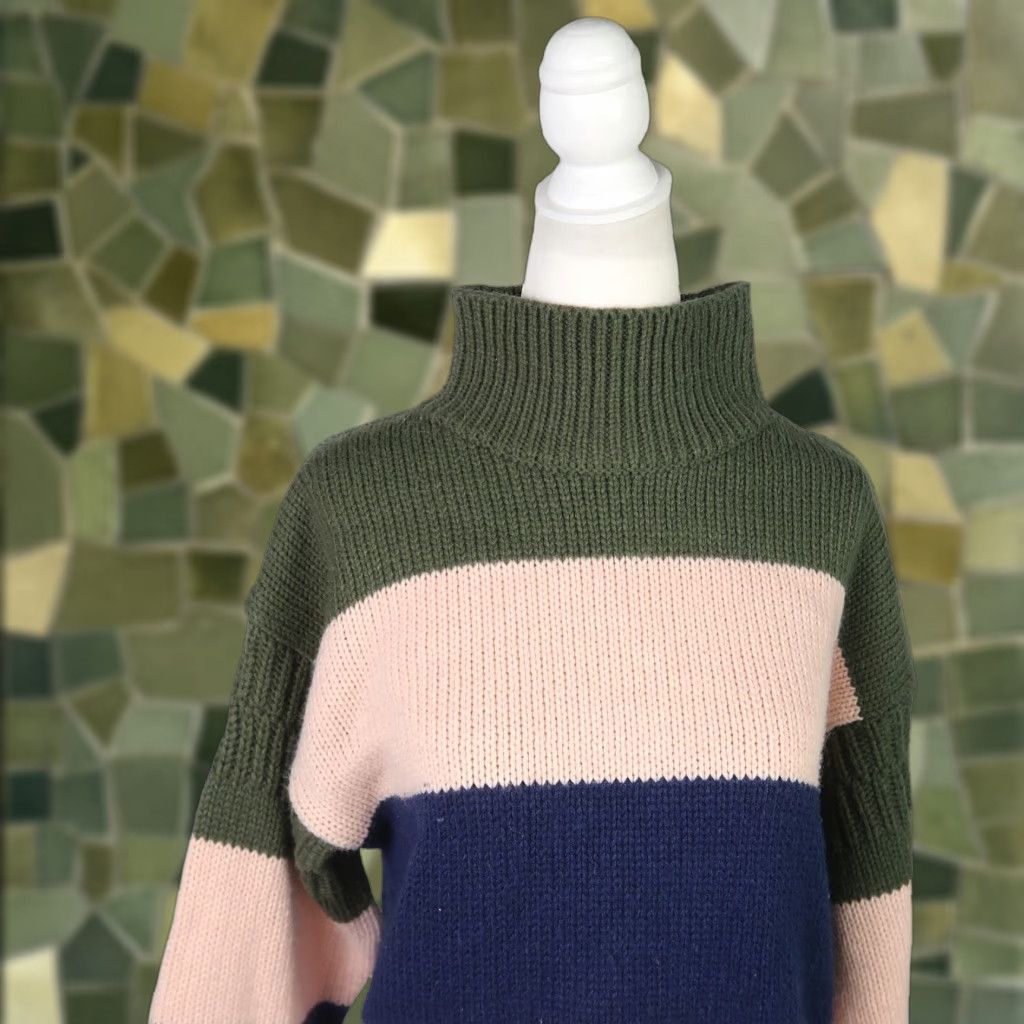 Olive VINTAGE 90s WORDS Olive Green and Pink Stripe Turtleneck Sweater M Women Long Sleeve Knit Pullover Ladies Casual Fall Winter - Mens Womens? Size M / US 6-8 / IT 42-44 - 1 Thumbnail