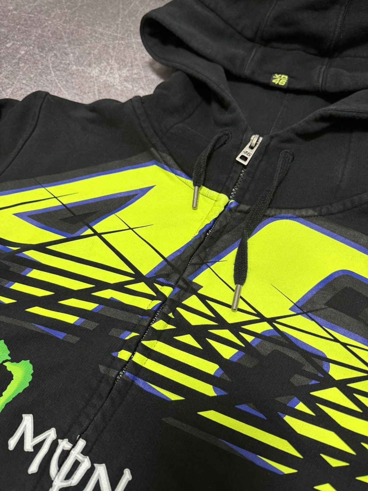 Vintage Monster Energy VR 46 Racing Hoodie size L Affliction Style Size US L / EU 52-54 / 3 - 12 Thumbnail
