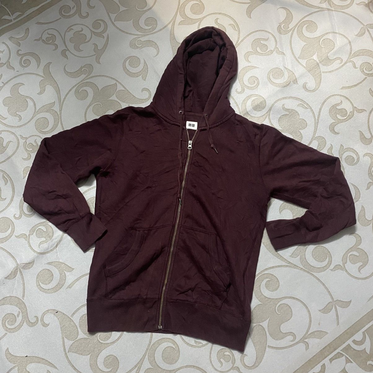 Uniqlo Uniqlo Plain Maroon Hoodie Size US M / EU 48-50 / 2 - 1 Thumbnail