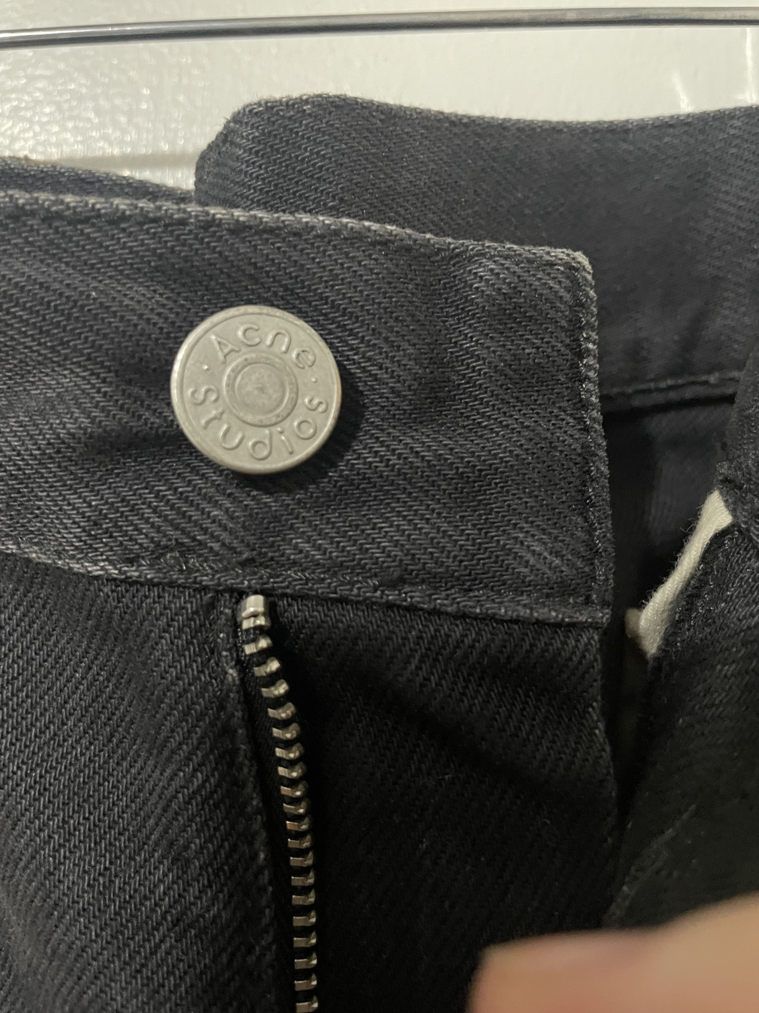 Acne Studios Acne Studios 1990 Faded Black Jeans Size 27" / US 4 / IT 40 - 3 Thumbnail