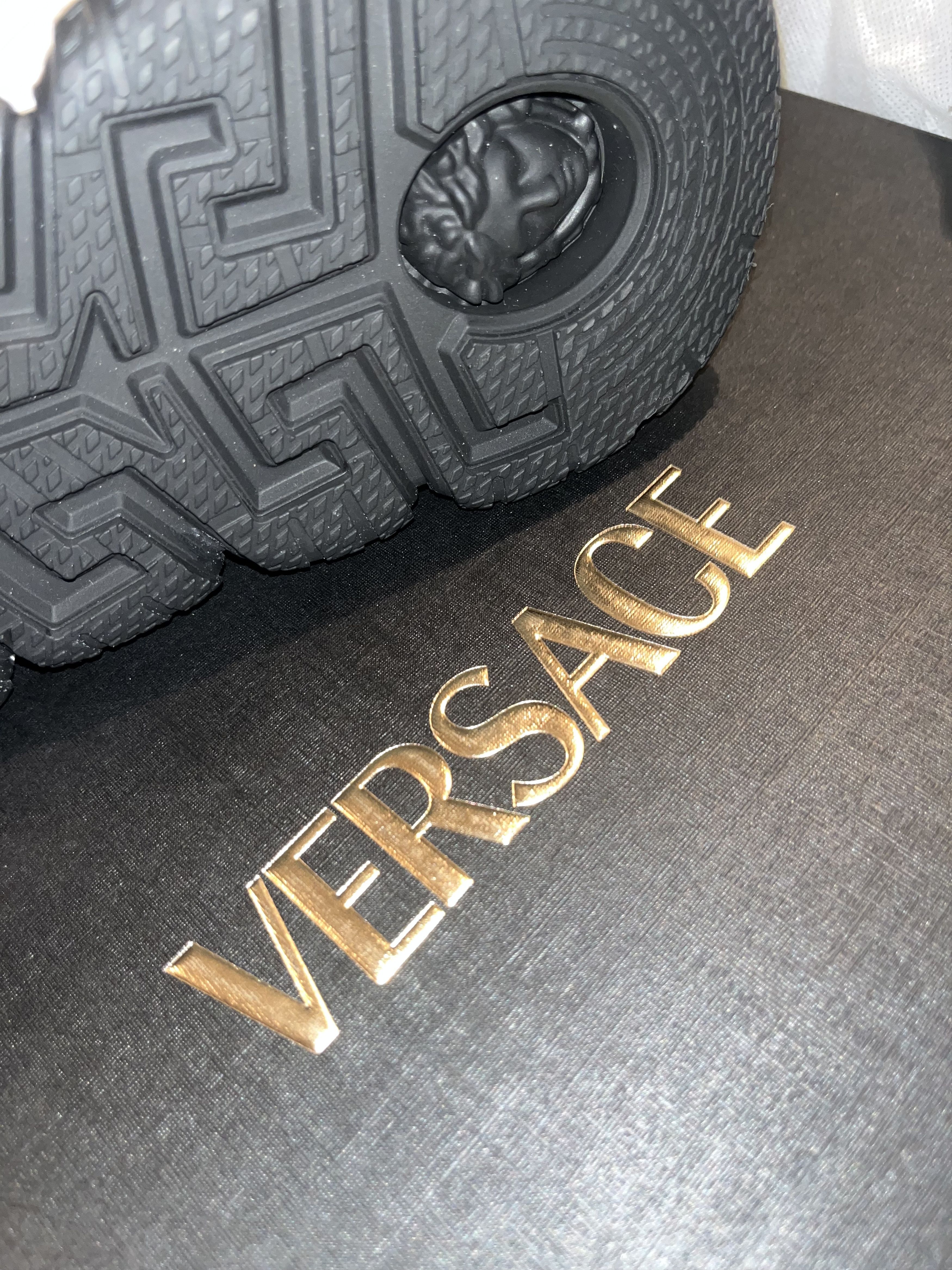 Versace 🔥VERSACE TRIGRECA DESIGNER SNEAKERS | SIZE 9 / 46 EU🔥 Size US 9 / EU 42 - 8 Thumbnail