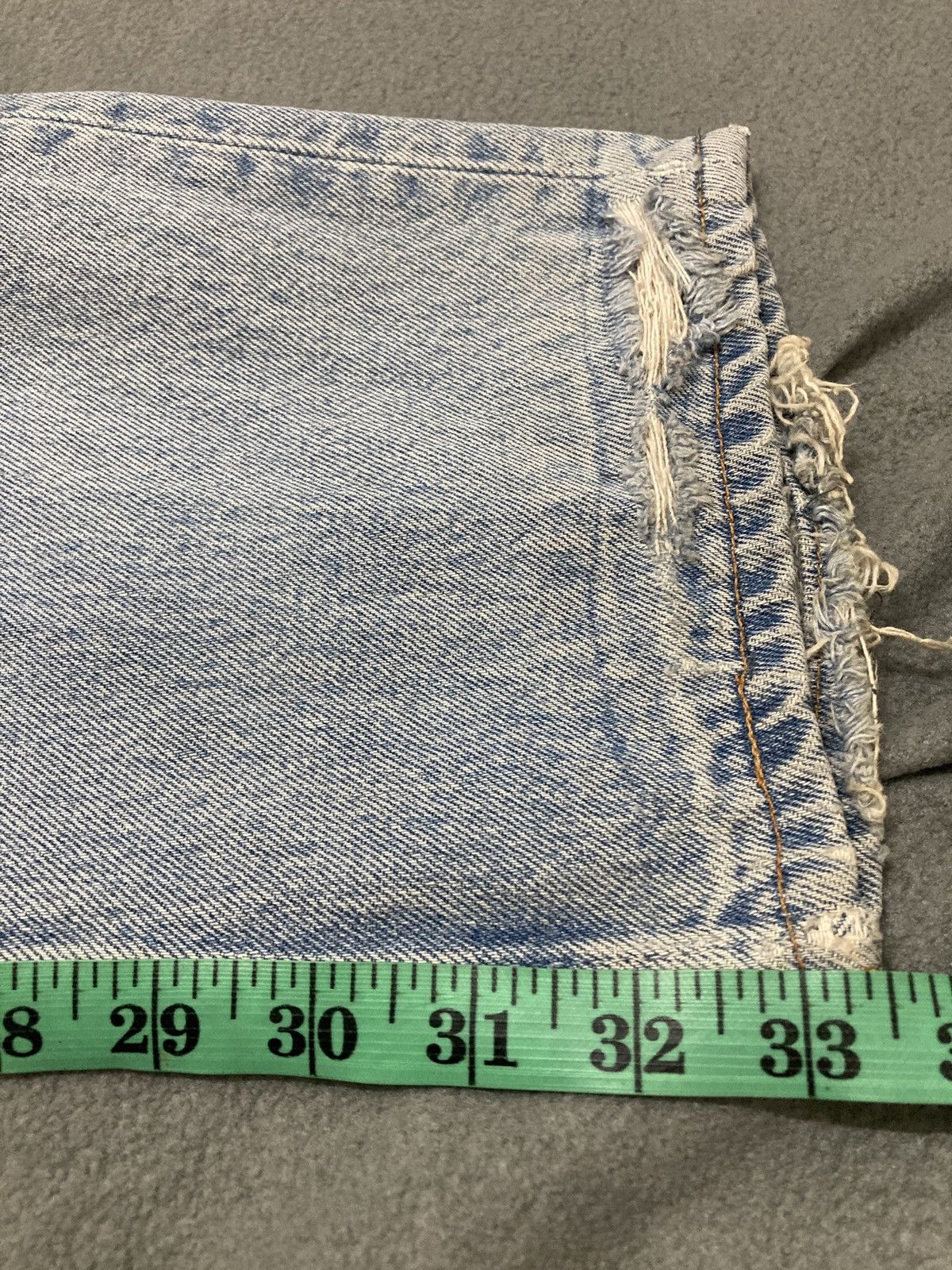 Levi's Vintage Y2K Levis 501 jeans Made in Mexico Size US 33 - 18 Thumbnail