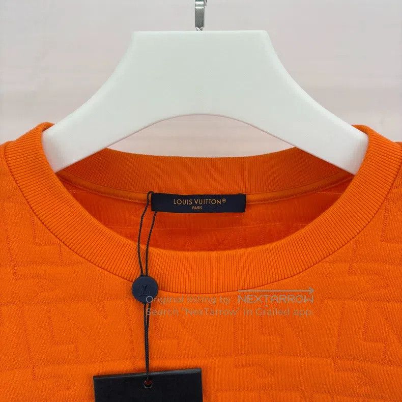 Louis Vuitton Louis Vuitton Orange embossed logo sweatshirt Size US XL / EU 56 / 4 - 3 Thumbnail