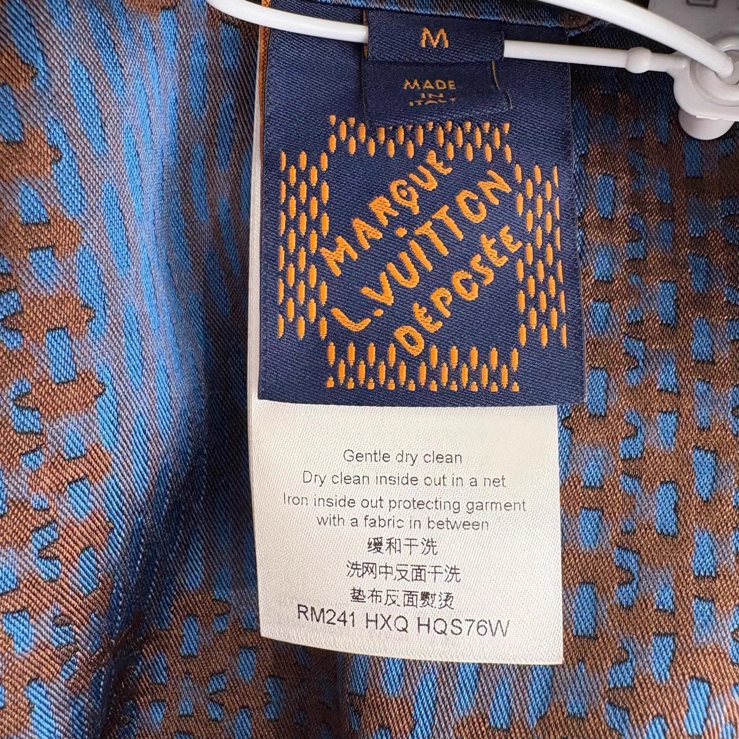 Louis Vuitton LV Pharrell Runway Blue Check Silk Long Sleeve PajamaShirt M Size US M / EU 48-50 / 2 - 4 Thumbnail