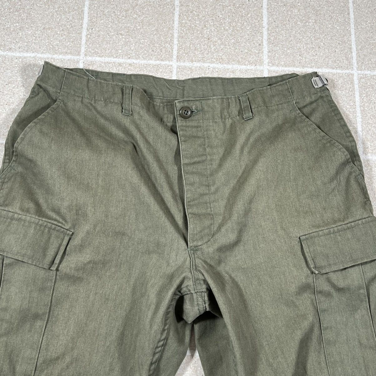Vintage Vintage Military Combat Cargo Pants Adjustable Waist Size US 35 - 2 Thumbnail