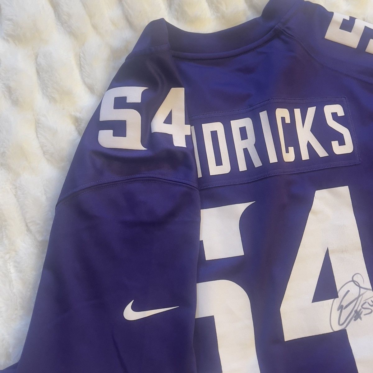 NFL MN Vikings Eric Kendricks Signed Mens (Or Unisex)Jersey Size US XL / EU 56 / 4 - 8 Thumbnail