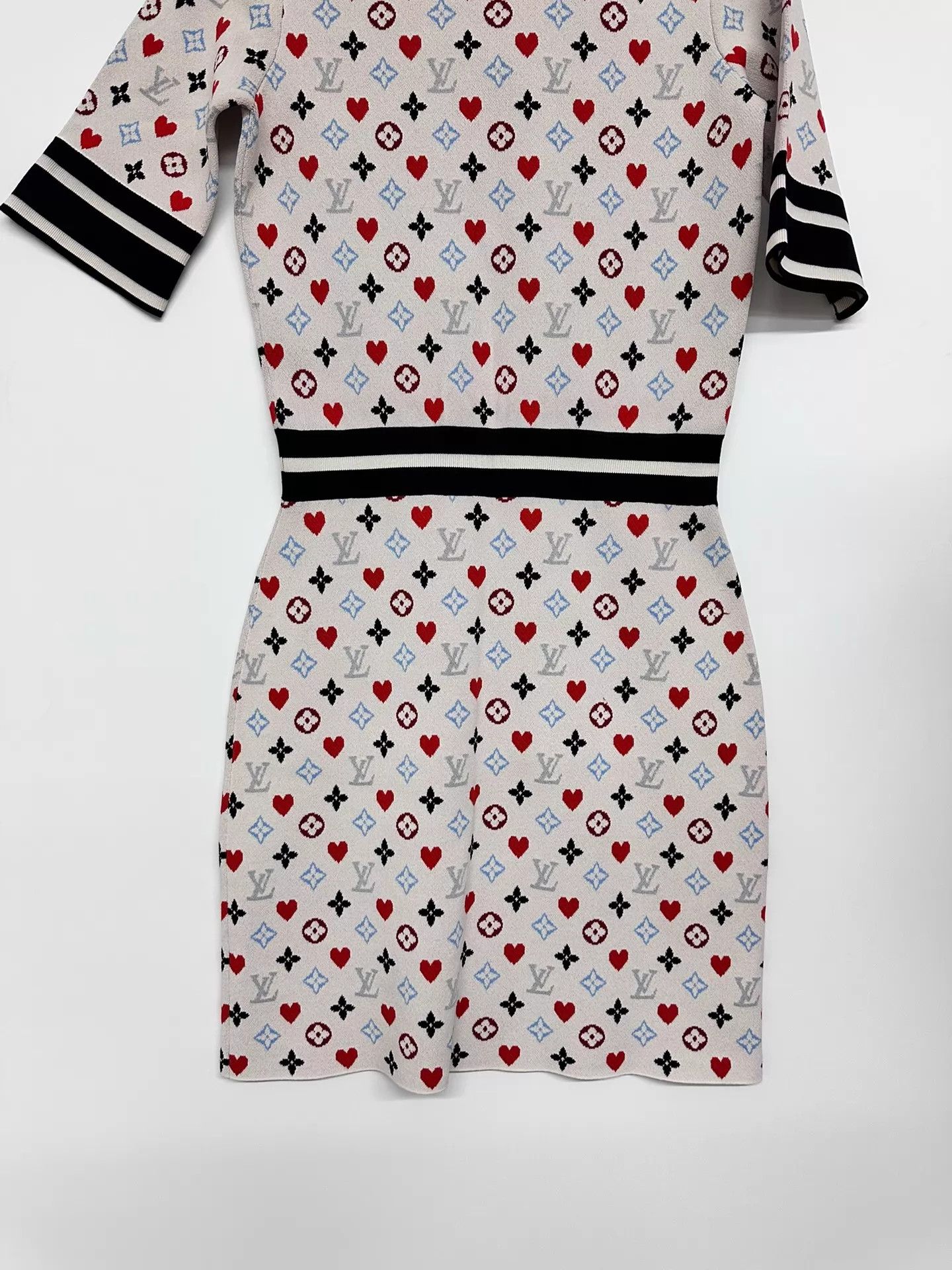 Louis Vuitton Louis Vuitton All Over Print Midi Dress M Size M / US 6-8 / IT 42-44 - 3 Thumbnail