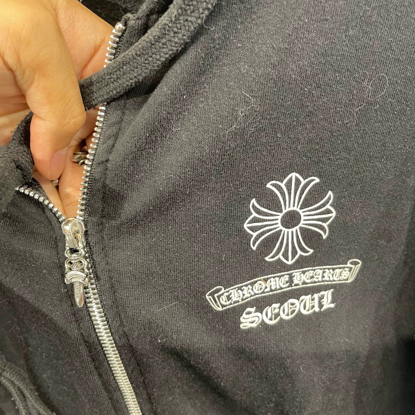 Chrome Hearts Chrome Hearts Cross Scroll Seoul Silver Zip S 95New Size US S / EU 44-46 / 1 - 4 Thumbnail