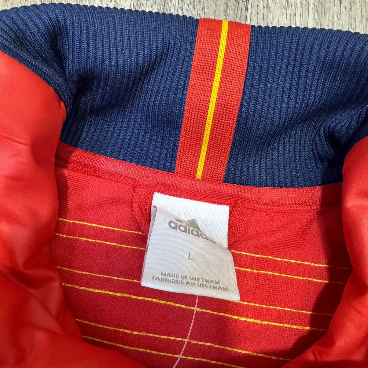 Adidas Spain Euro2012 adidas light jacket 2 (bnwt) Size US L / EU 52-54 / 3 - 6 Thumbnail