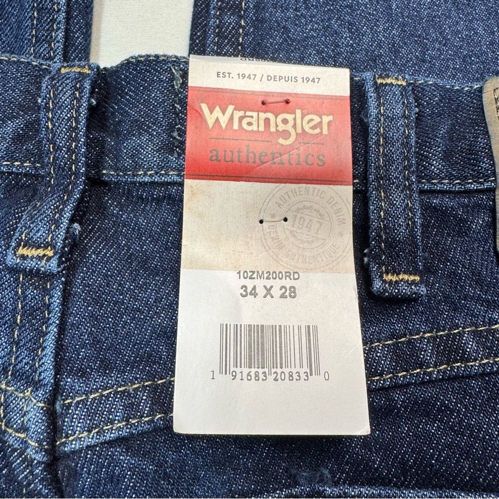 Wrangler NWT New Wrangler Authentics Regular Fit Jeans 10ZM200RD Siz Size US 34 / EU 50 - 8 Thumbnail