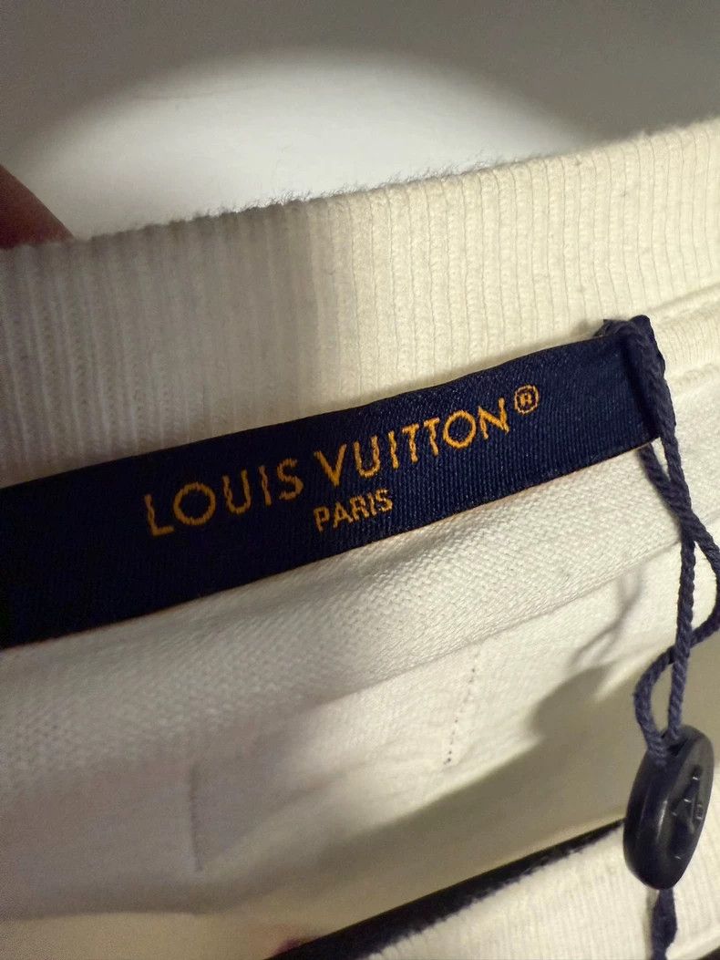 Louis Vuitton Louis Vuitton Sequined logo short sleeves 2502-Nextarrow Size US XL / EU 56 / 4 - 4 Thumbnail