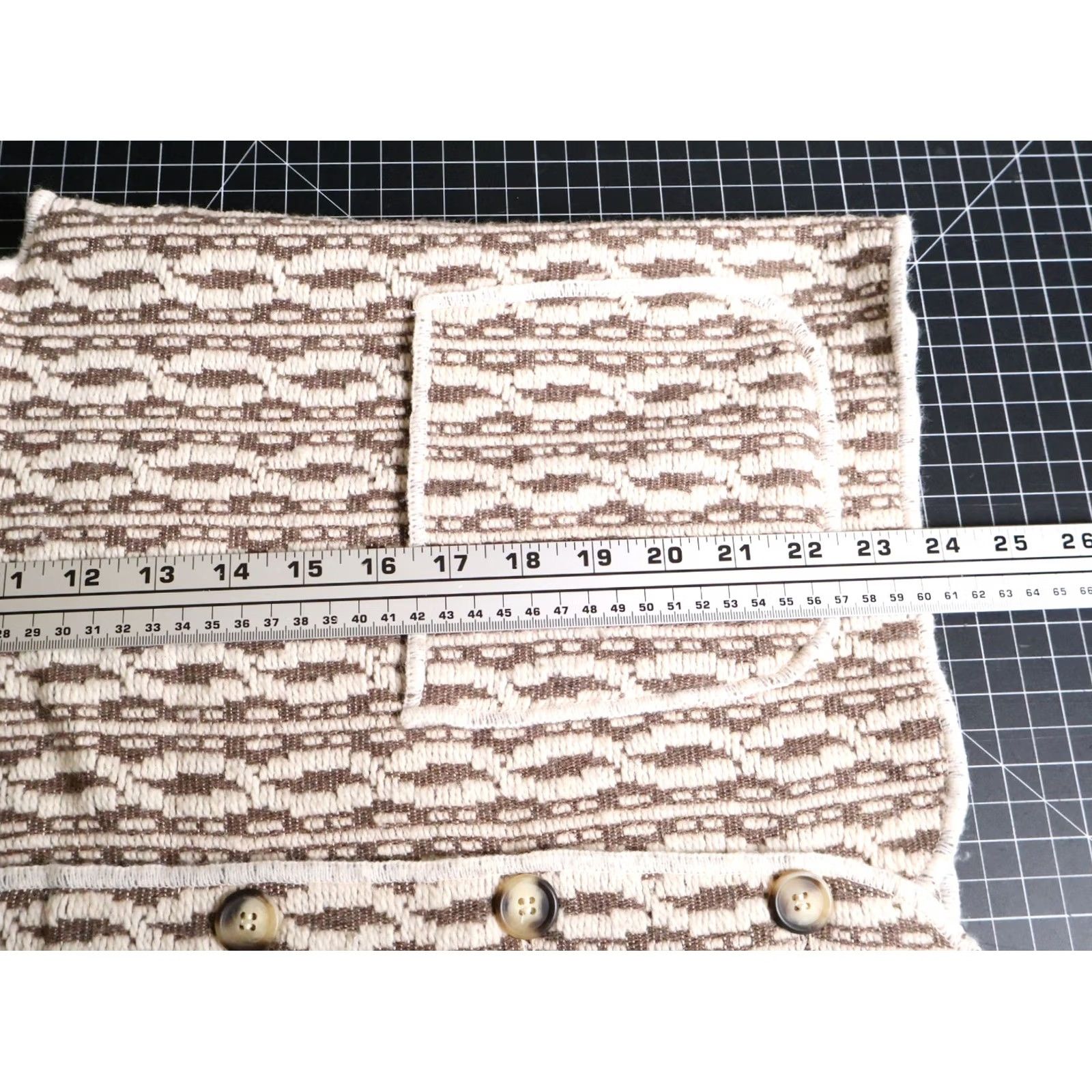 s.Oliver VINTAGE s.Oliver Geometric Knit Vest Wool Beige Women's Small Sleeveless V-Neck Knit VTG Geometric Pattern Knit Vest Size S / US 4 / IT 40 - 6 Thumbnail