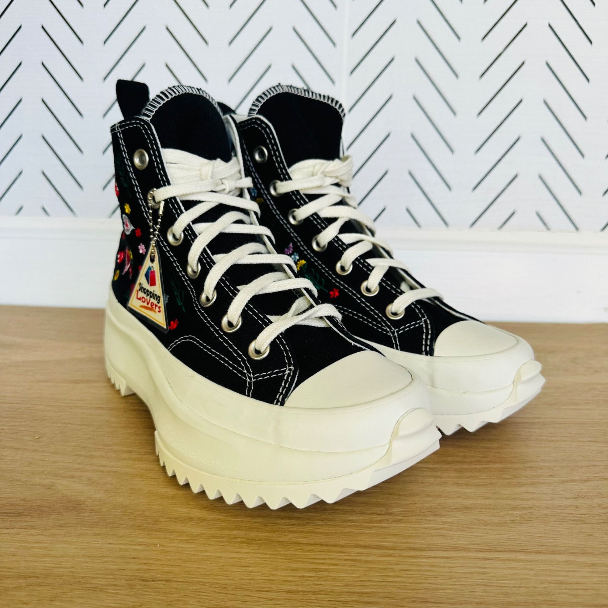 Converse Converse Run Star Hike Hi Platform 5 Men Shoes Floral Embroi Size US 5 / EU 37 - 2 Thumbnail