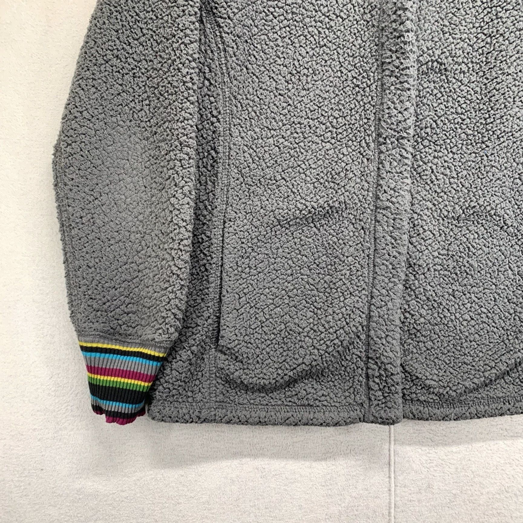 Life is Good Life is Good Hoodie Women’s XS Gray Full Zip Sherpa Fleece Relaxed Fit Logo Zipper Pockets Hooded Casual Autumn Winter Rainbow 100% Polyester Size XS / US 0-2 / IT 36-38 - 5 Thumbnail