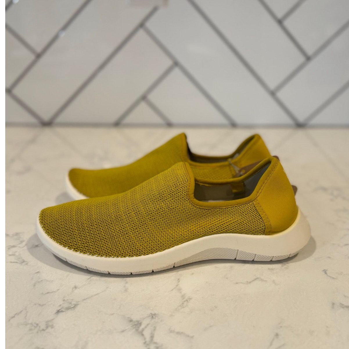 Other Arcopedico Gaia Slip-On Sneakers mustard yellow size W10 M9 Size US 10 / IT 40 - 1 Thumbnail