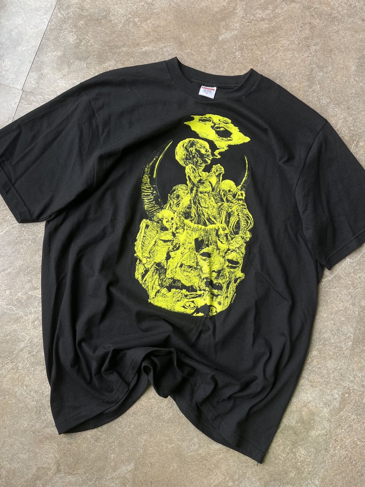 Supreme Supreme Mutant Tee Black Size US XL / EU 56 / 4 - 2 Thumbnail