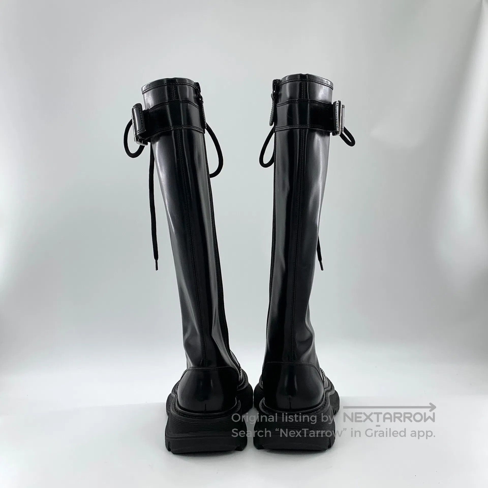 Alexander McQueen Alexander McQueen Black Round Toe Leather Laced Casual Fla Size US 5 / IT 35 - 4 Thumbnail