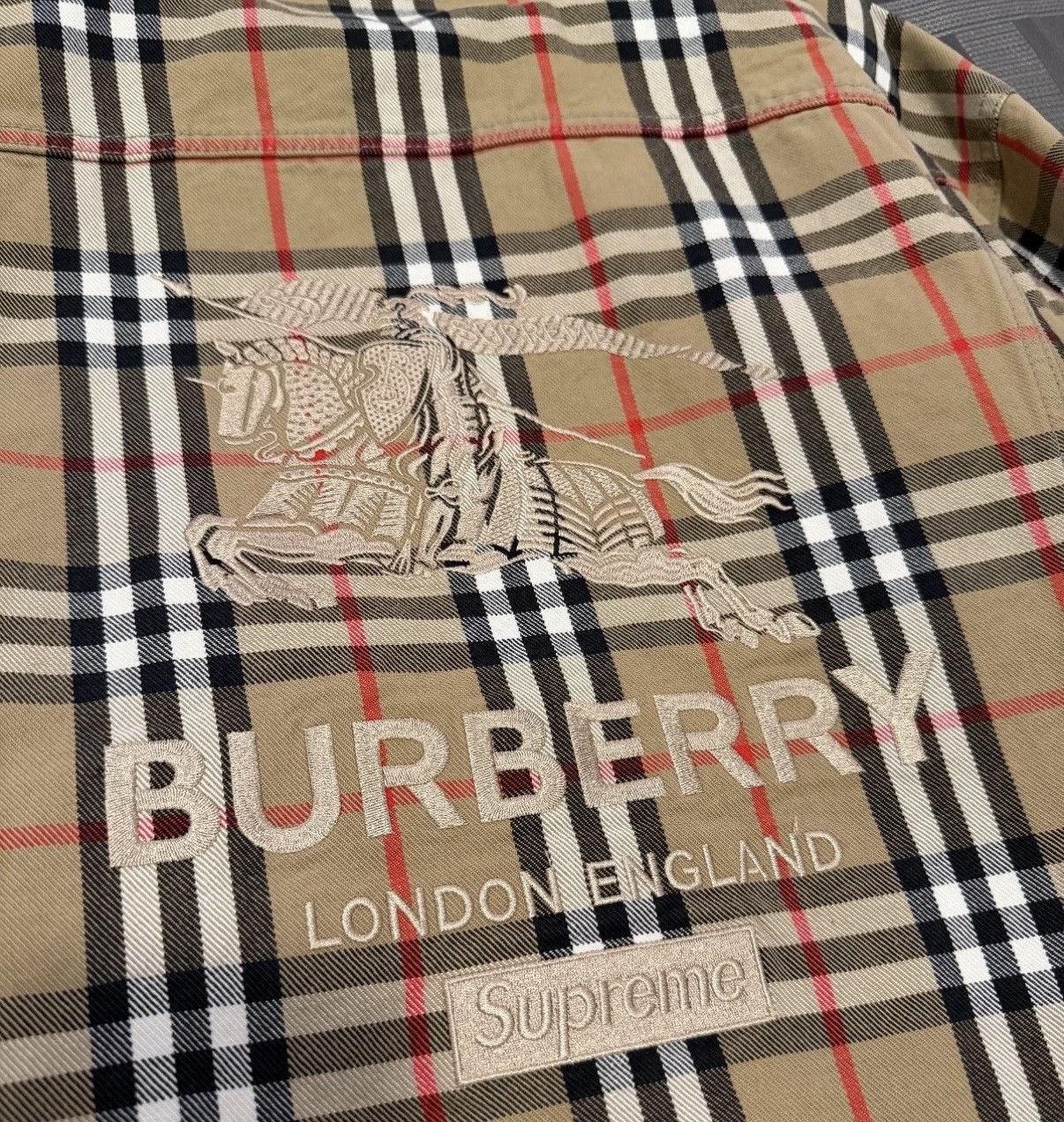 Burberry × Supreme Burberry Supreme Denim Trucker Size US XL / EU 56 / 4 - 9 Thumbnail