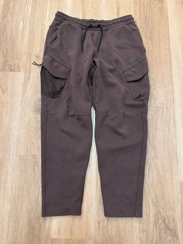 Nike Nike NSW Tech Fleece Utility Pants Brown size L Size US 36 / EU 52 - 1 Thumbnail