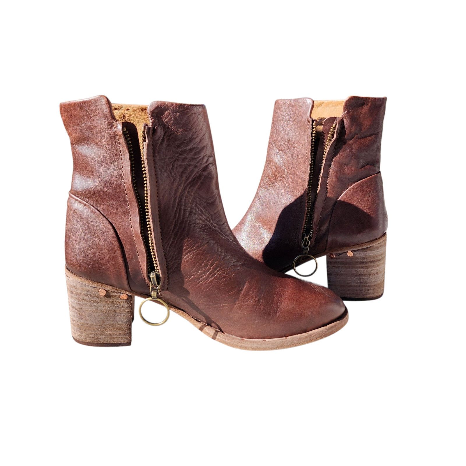 beek Beek Coronet Handcrafted Heeled Ankle Boots 6 Size US 6 / IT 36 - 8 Thumbnail