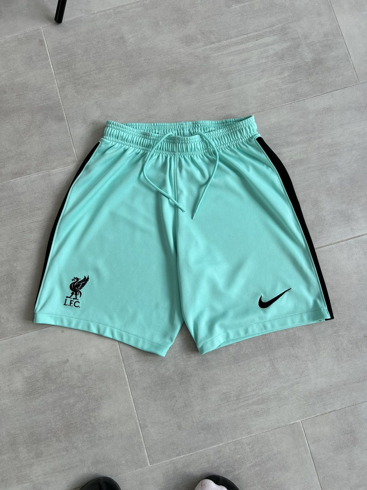 Nike Nike Liverpool 2020/21 Away FOOTBALL SHORTS SOCCER SHORTS Size US 30 / EU 46 - 3 Thumbnail