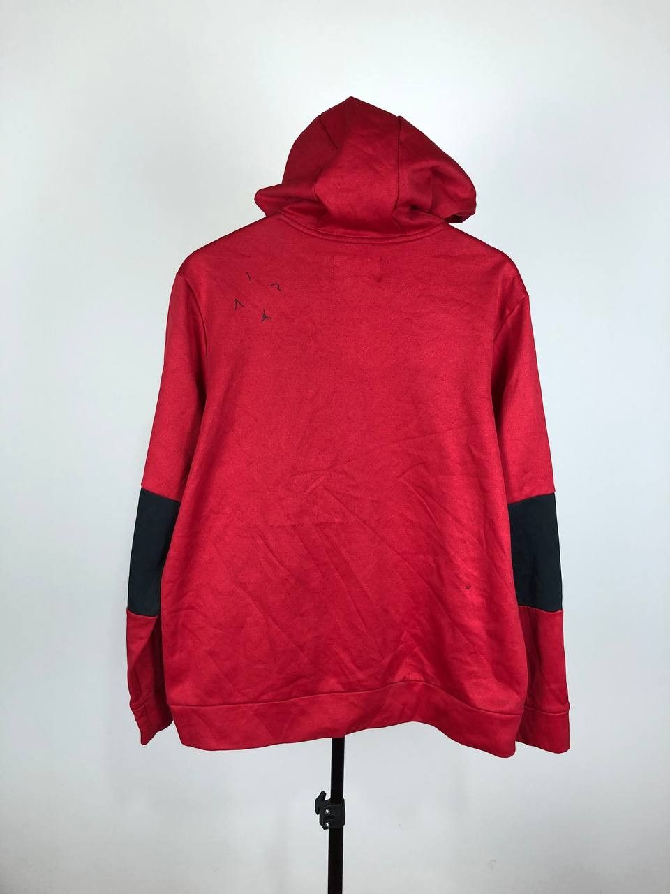 Jordan Brand Jordan Air Hoodie Center Logo Red size M Size US M / EU 48-50 / 2 - 6 Thumbnail