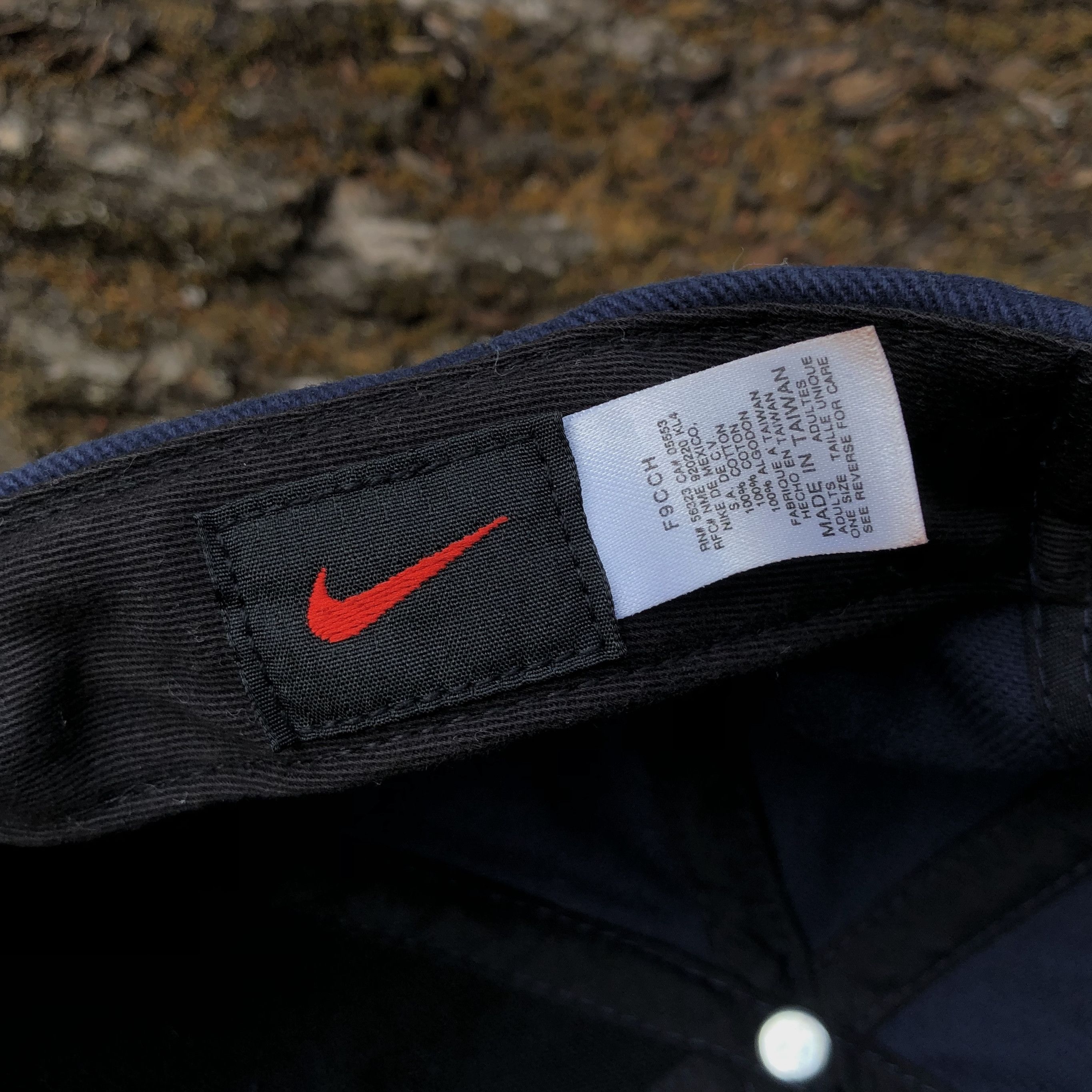 Nike Vintage Nike Centre Swoosh Navy Blue Cap gorpcore Size ONE SIZE - 6 Thumbnail