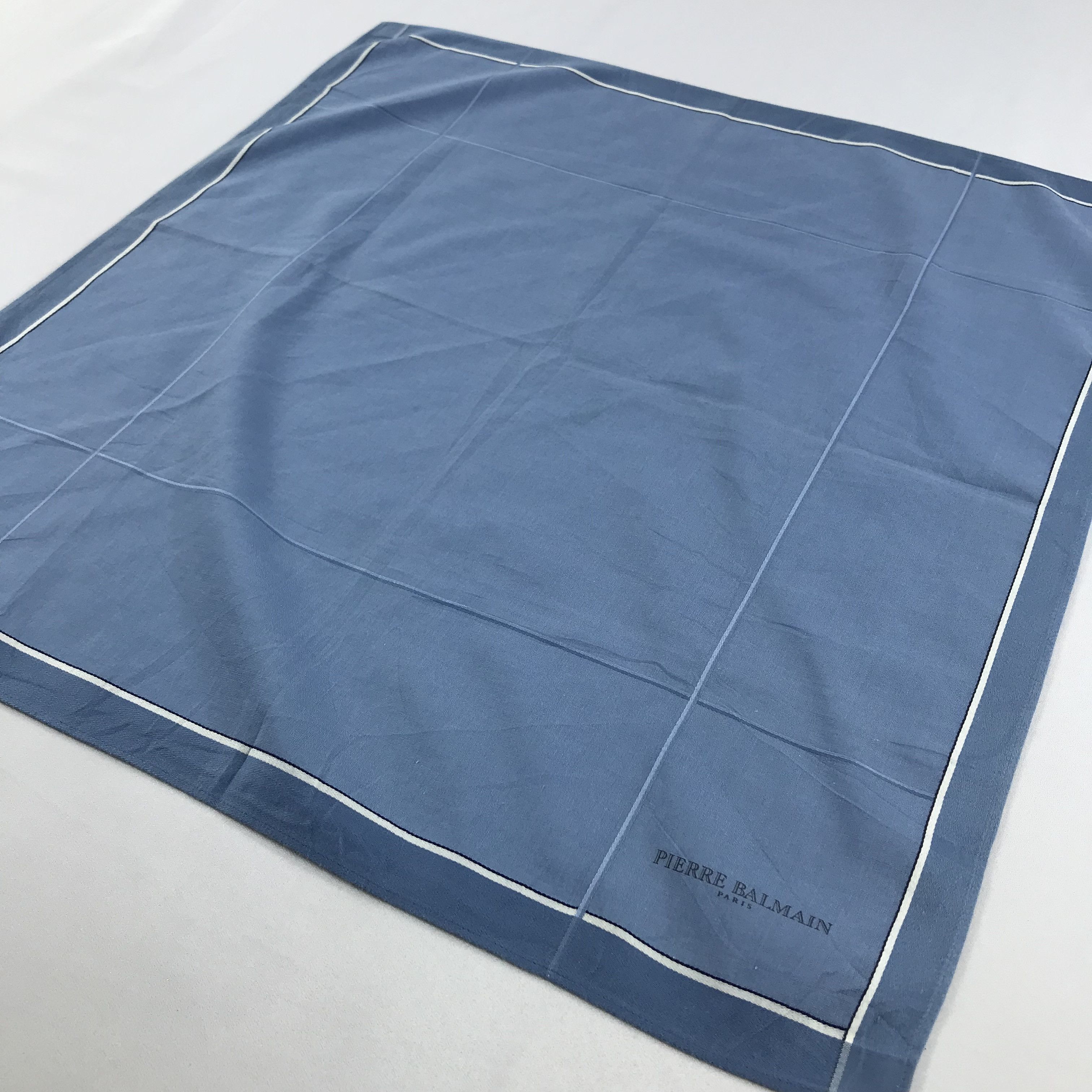 Pierre Balmain × Vintage Pierre Balmain Bandana / Handkerchief / Neckerchief -S2527 Size ONE SIZE - 2 Thumbnail