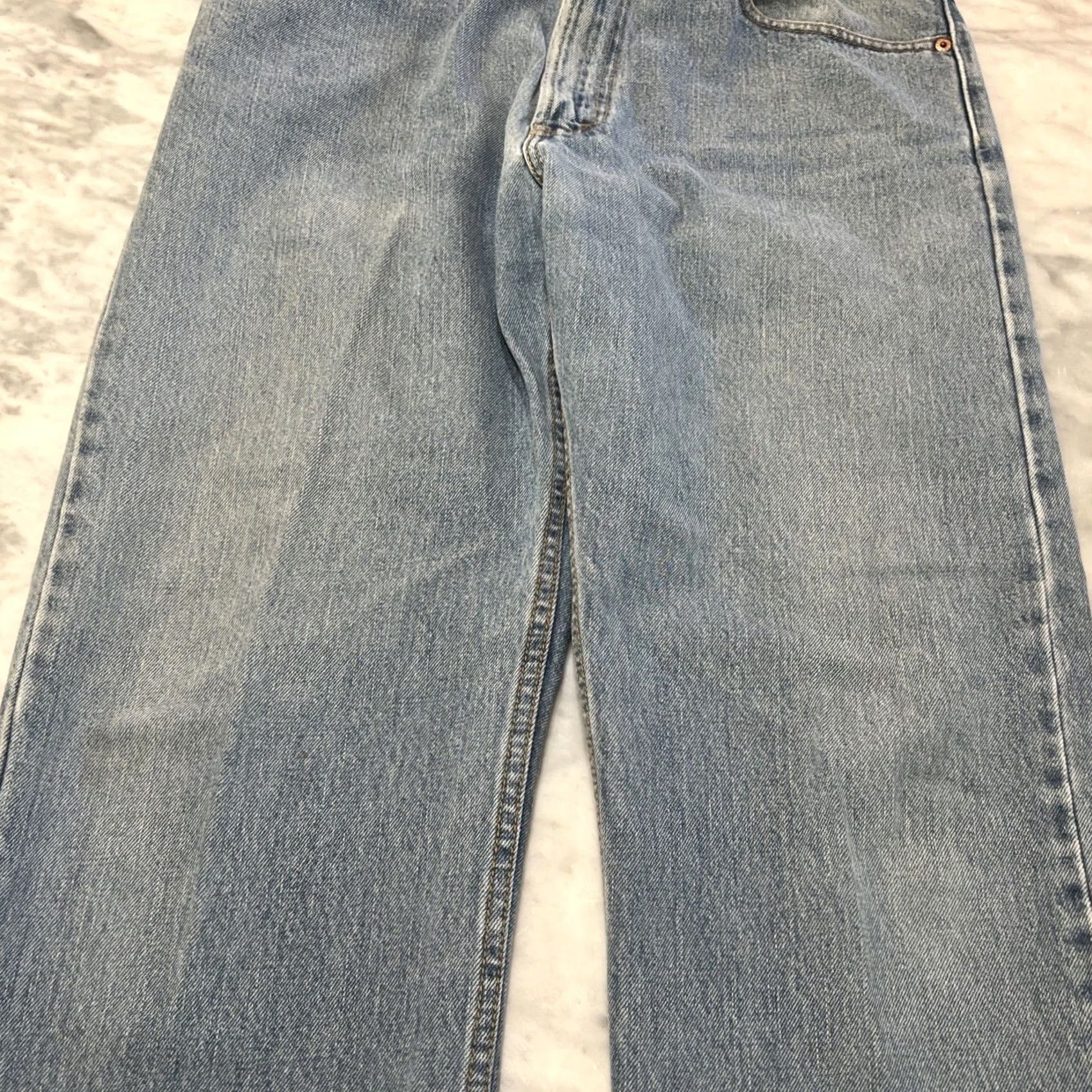 Levi's Levi's 505 Jeans Men’s 36x32 Regular Fit Light Blue Cotton Denim USA 90s 5-Pocket N/A Regular Mens Size US 36 / EU 52 - 4 Thumbnail