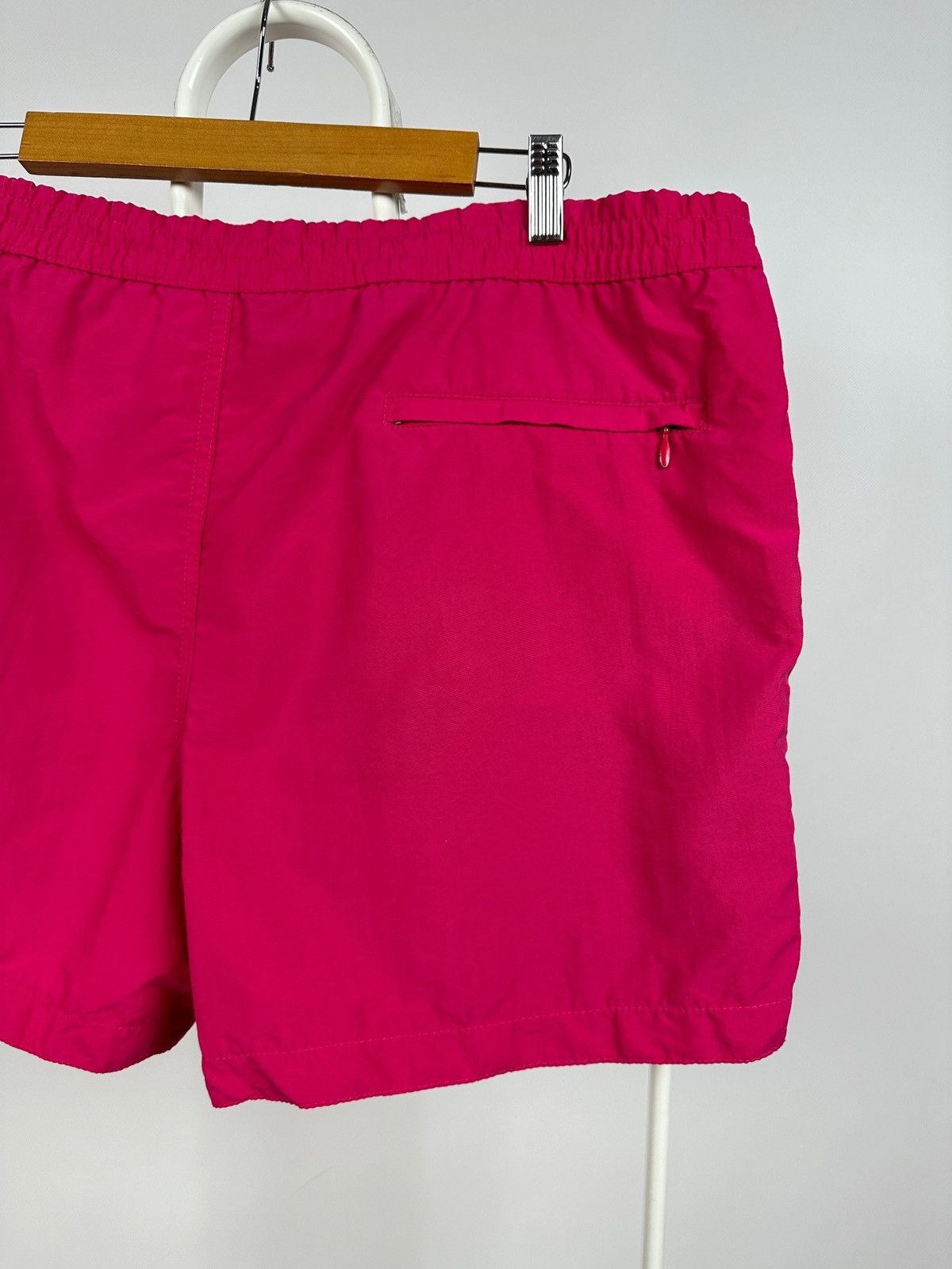 Nike Vintage Nike Challenge Court Nylon Pink Shorts Andre Agassi Size US 36 / EU 52 - 12 Thumbnail