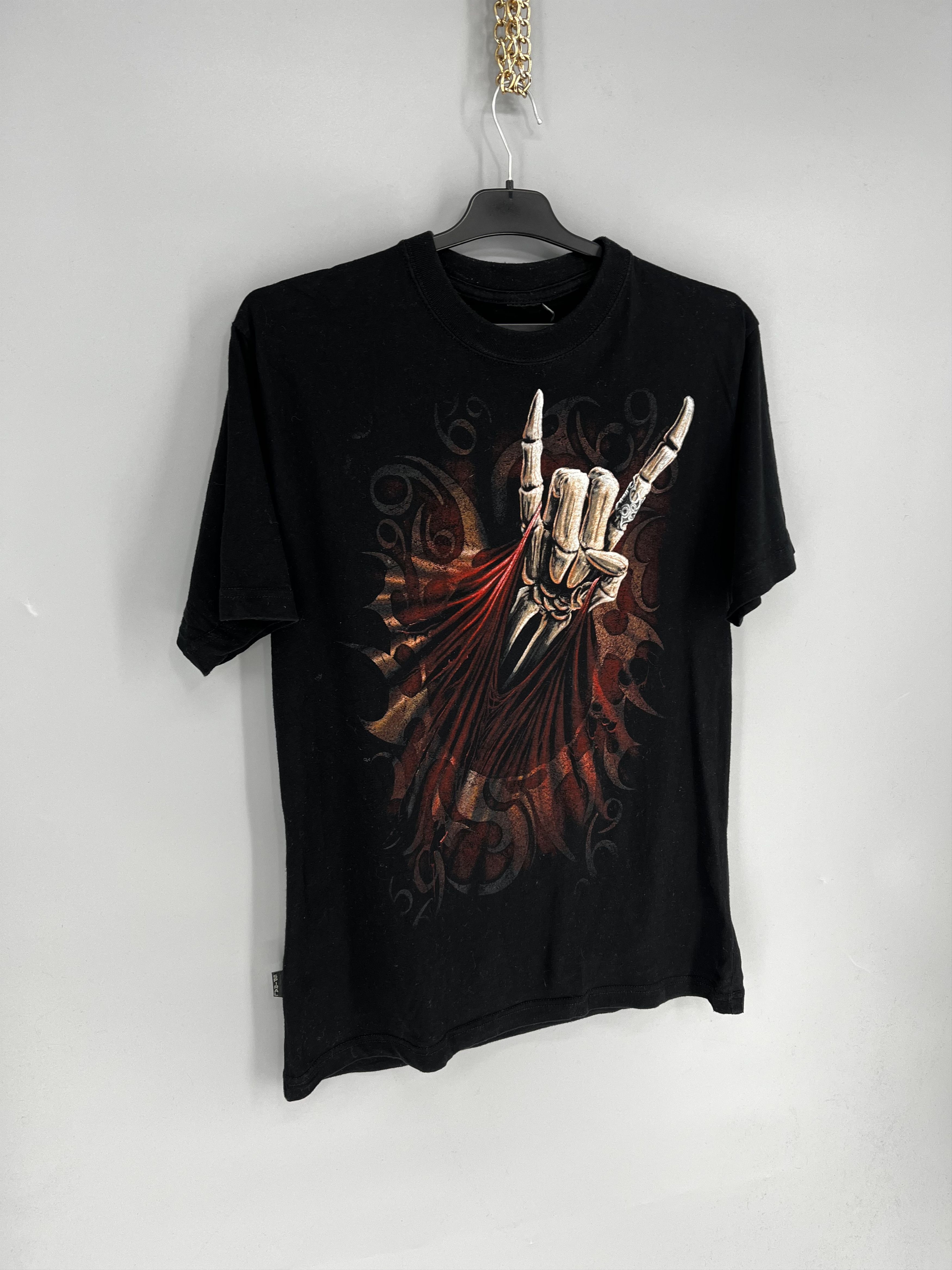 Band Tees VINTAGE GOTHIC SPIRAL SKULL Y2K GRUNGE PUNK ROCK Size US M / EU 48-50 / 2 - 2 Thumbnail